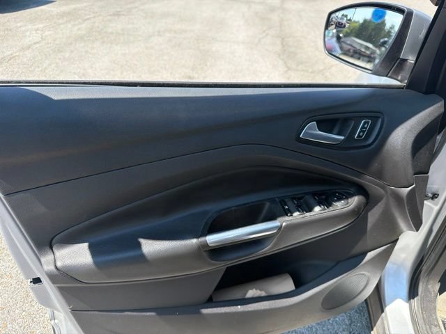 Used 2014 Ford Escape SE w/ Equipment Group 201A AWD/4WD image 38