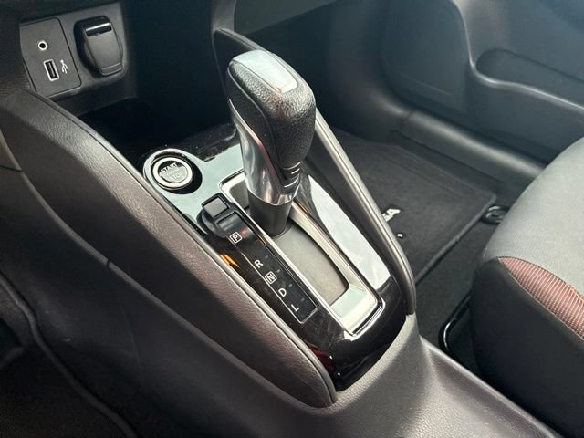 Used 2021 Nissan Versa SR FWD image 25