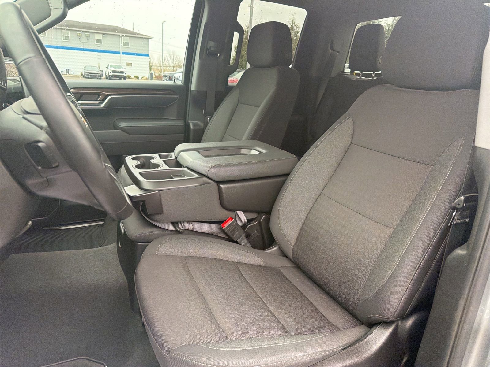 Used 2025 Chevrolet Silverado 1500 LT image 21