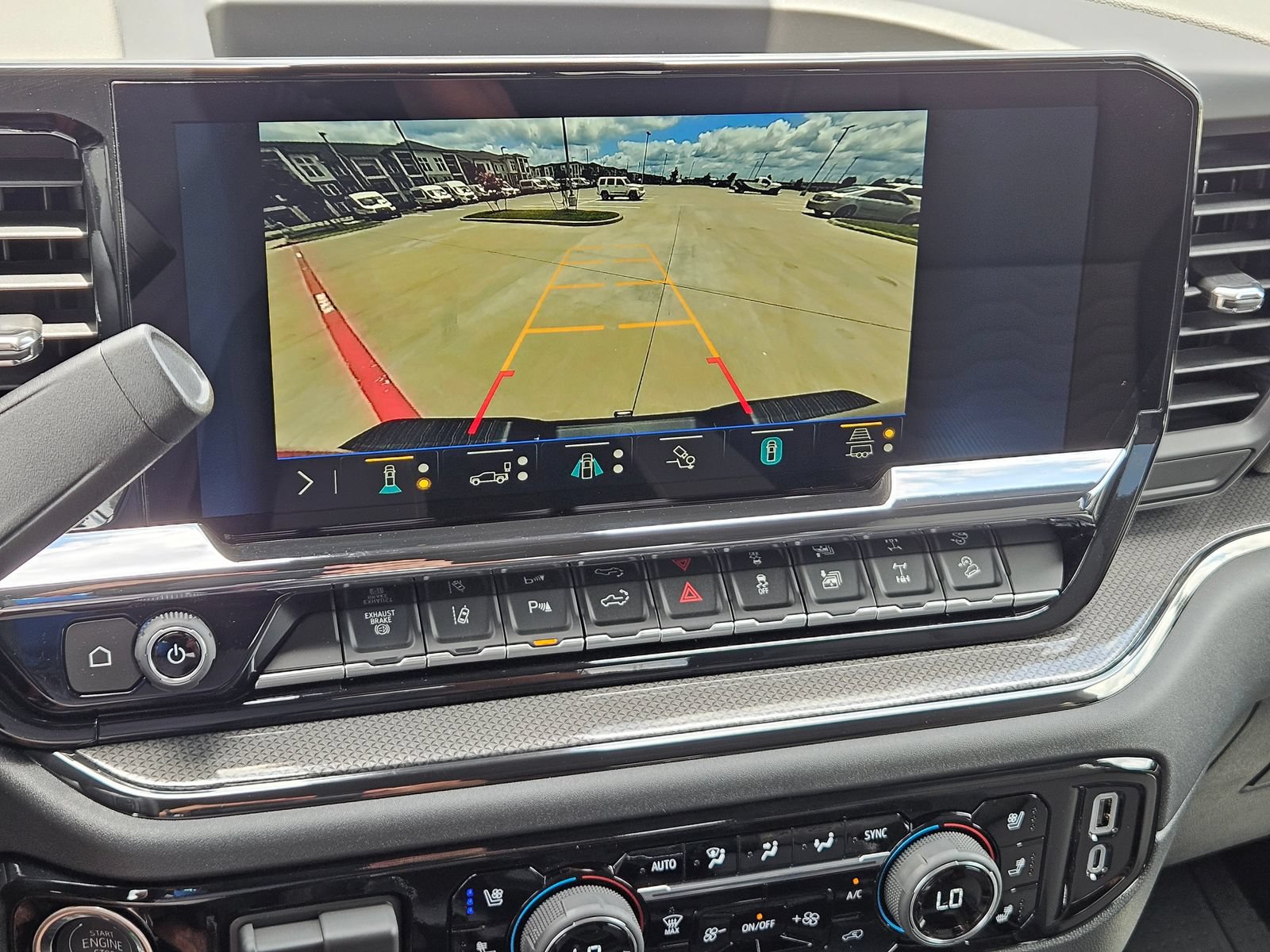 New 2026 Chevrolet Silverado 2500 ZR2 AWD/4WD image 19