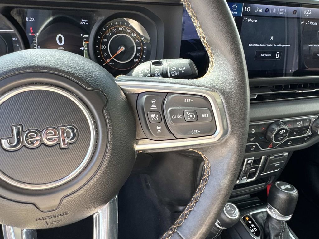 Used 2024 Jeep Wrangler Sahara image 41