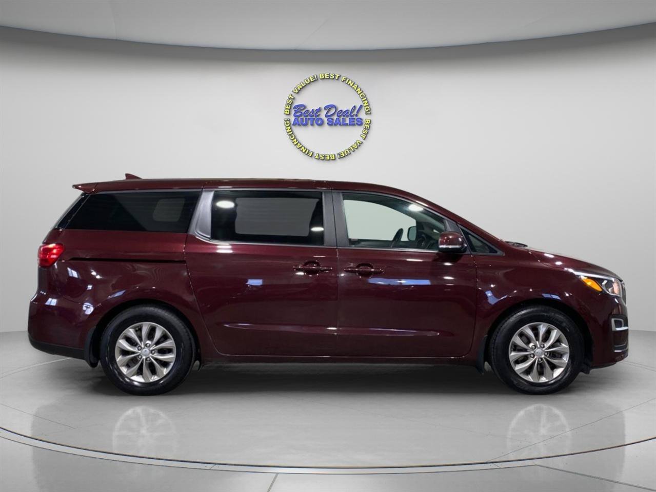 Used 2019 Kia Sedona LX FWD image 6