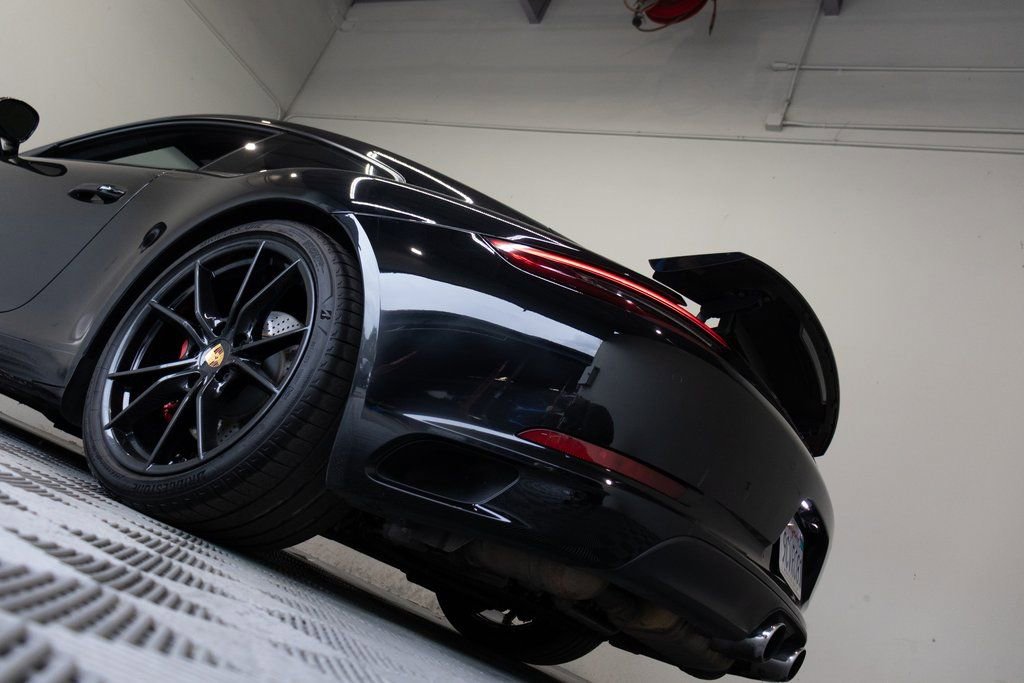 Used 2017 Porsche 911 Carrera S image 14