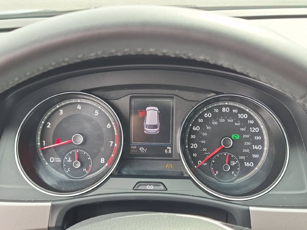 Used 2020 Volkswagen Atlas SE w/ Panoramic Sunroof Package FWD image 17