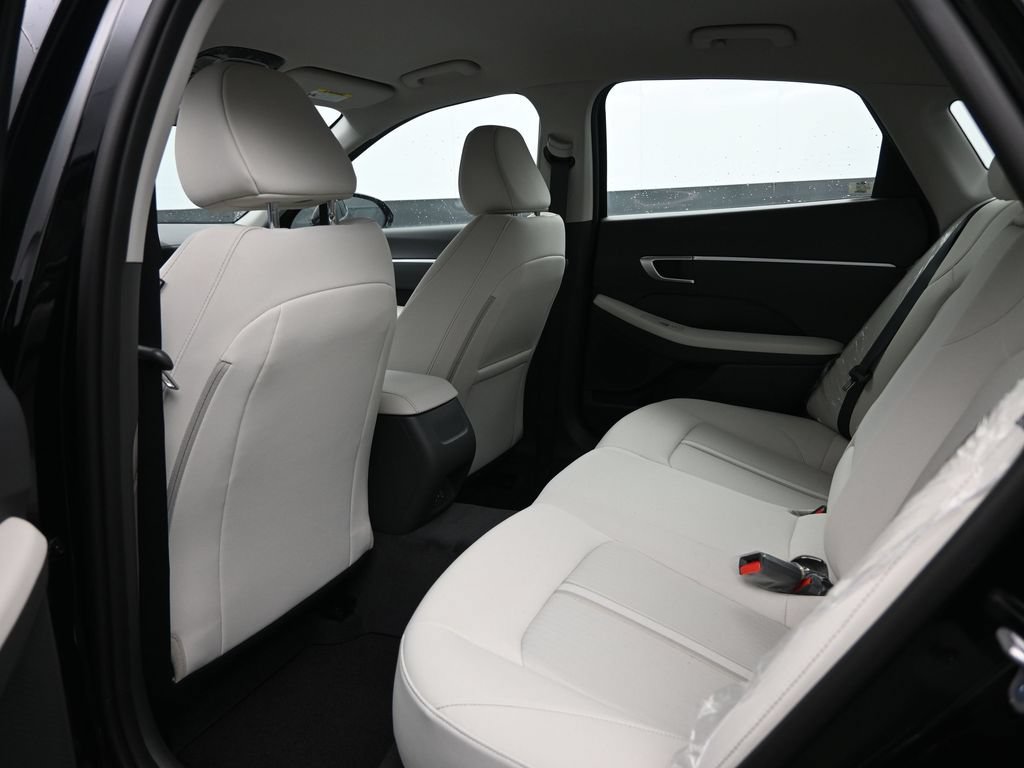 New 2026 Hyundai Sonata SEL AWD/4WD image 23