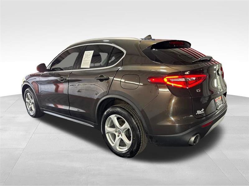 Used 2019 Alfa Romeo Stelvio Sport w/ Cold Weather Package image 7
