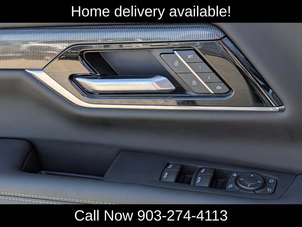 Used 2025 GMC Yukon Elevation w/ Elevation Premium Package AWD/4WD image 27