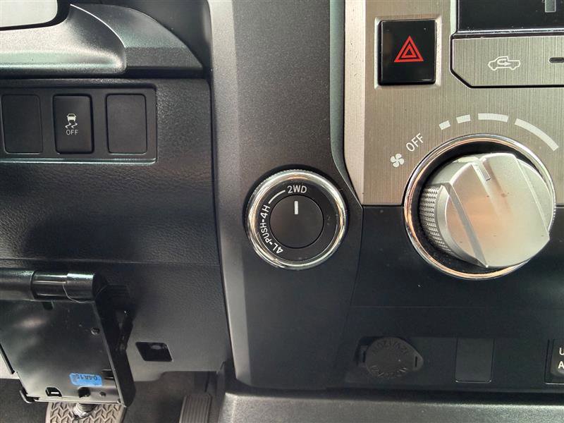 Used 2014 Toyota Tundra SR AWD/4WD image 40