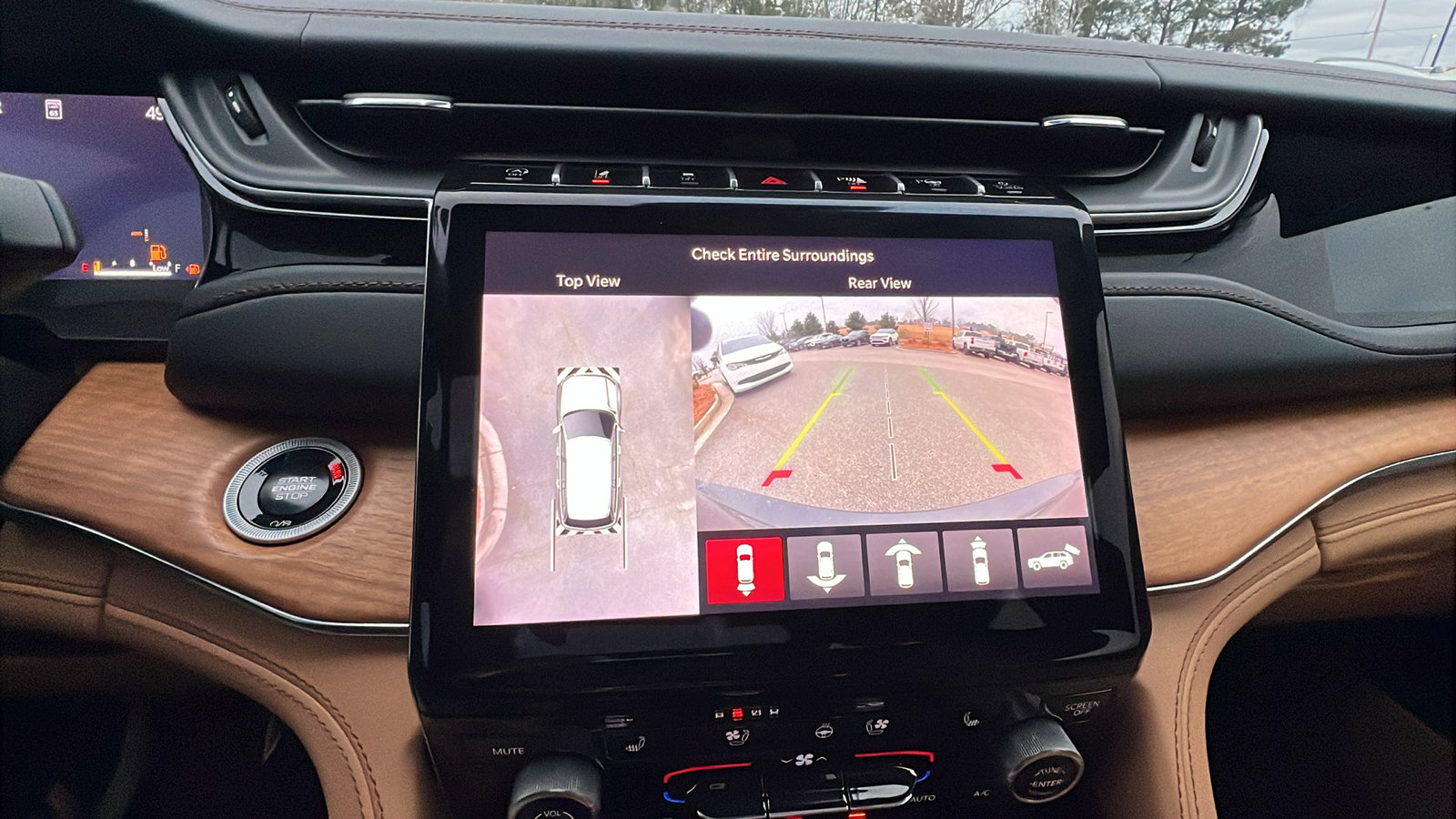 Used 2024 Jeep Grand Cherokee L Summit image 38