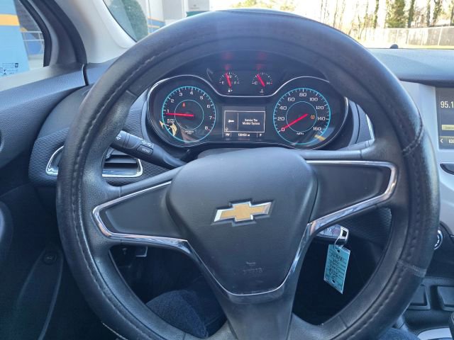 Used 2018 Chevrolet Cruze LS image 15
