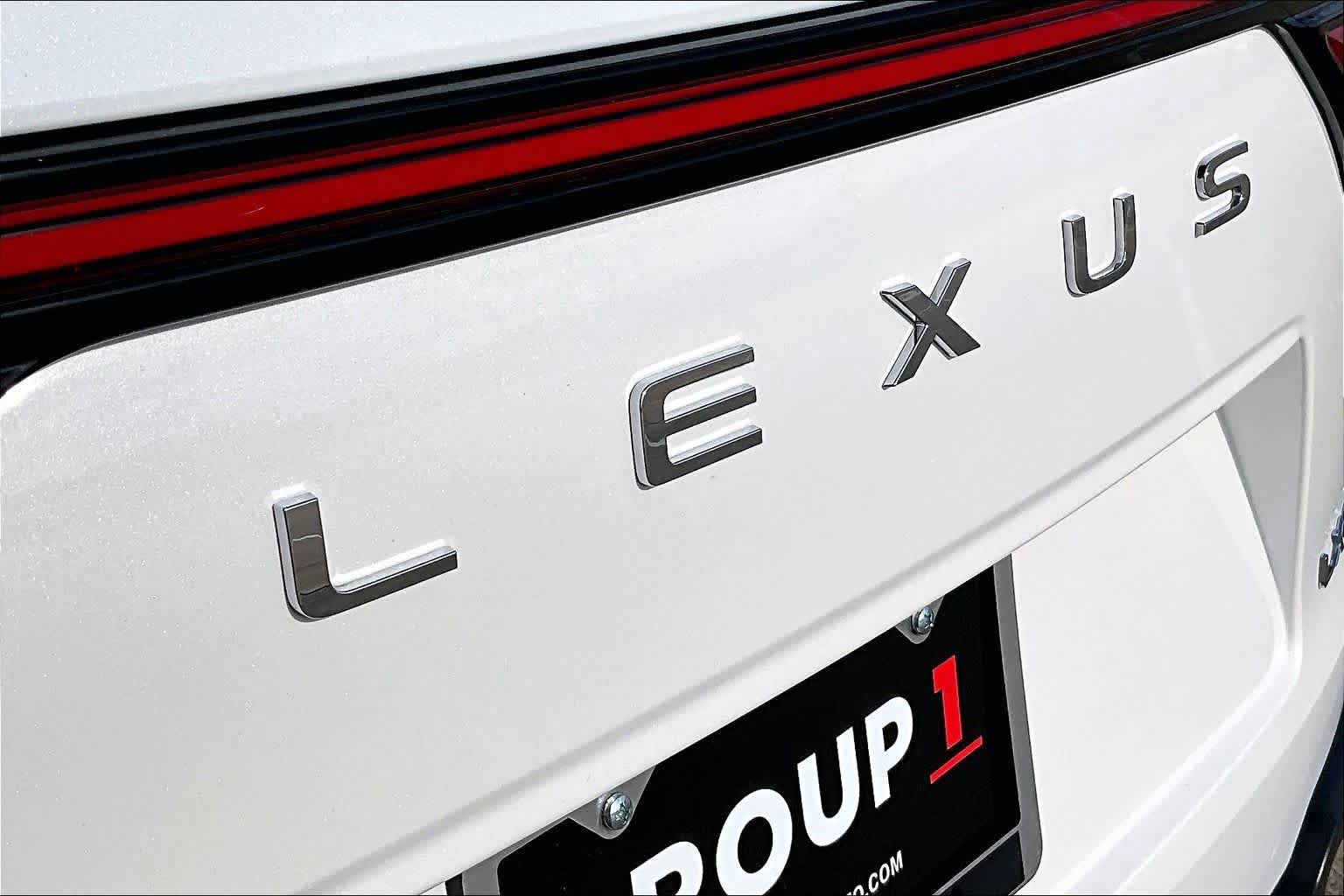 Used 2024 Lexus LX 600 F Sport AWD/4WD image 31