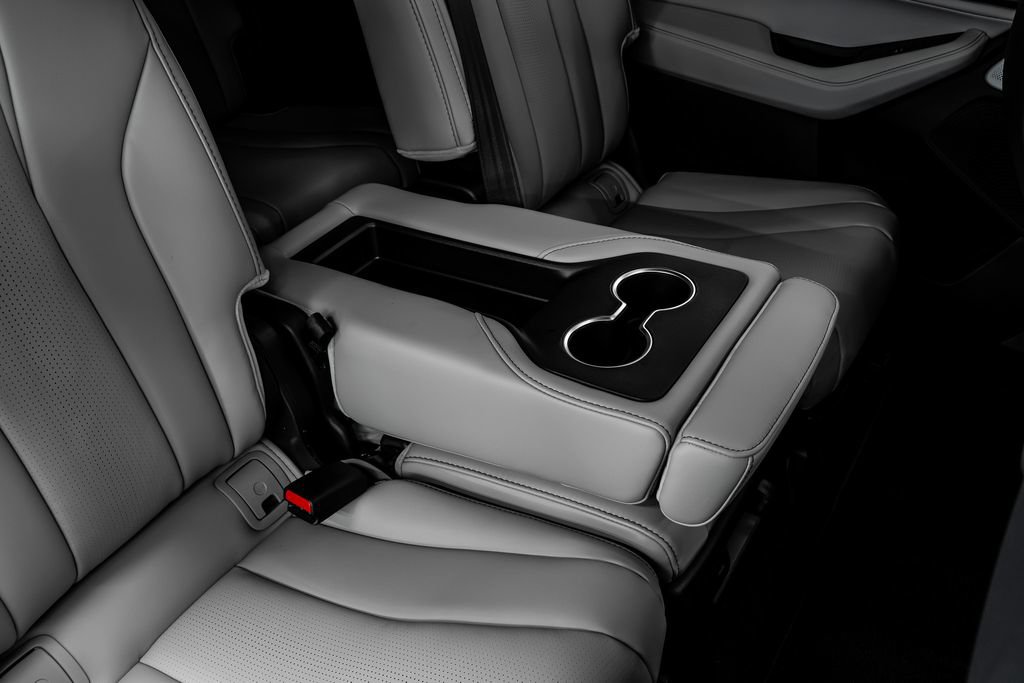 Certified 2026 Acura MDX FWD w/ Technology Package image 22