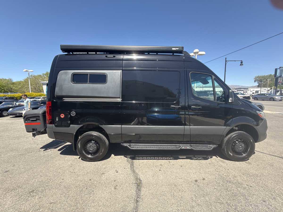 Used 2022 Mercedes-Benz Sprinter 2500 image 5