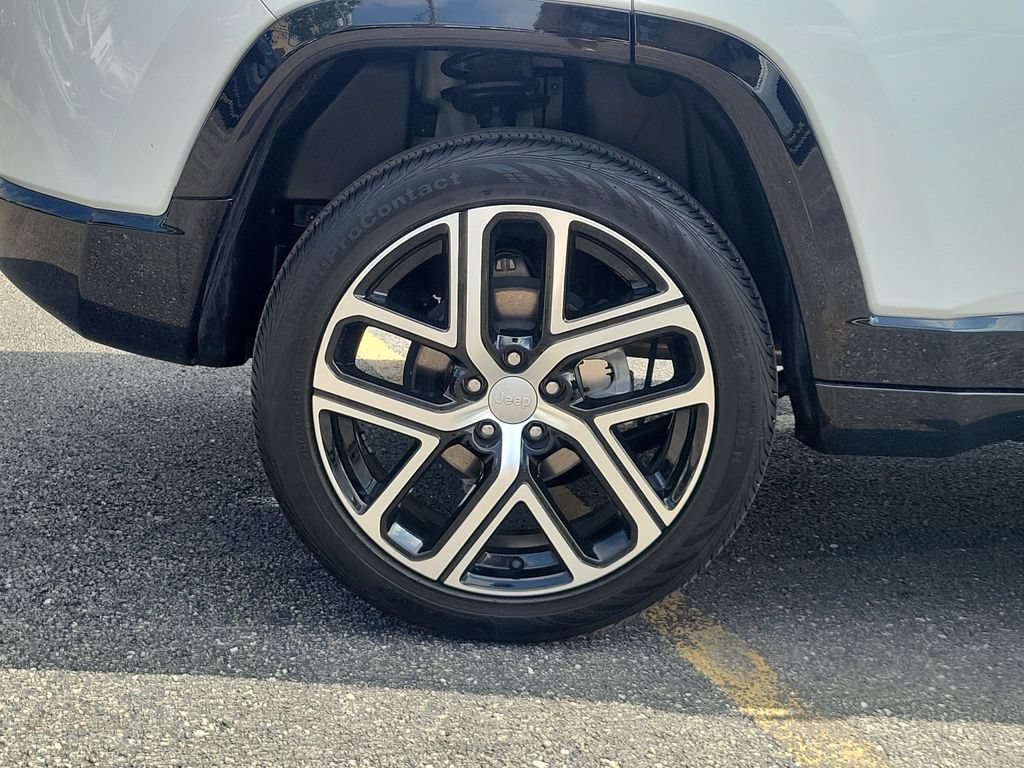 Certified 2024 Jeep Compass Limited w/ Elite Group AWD/4WD image 5