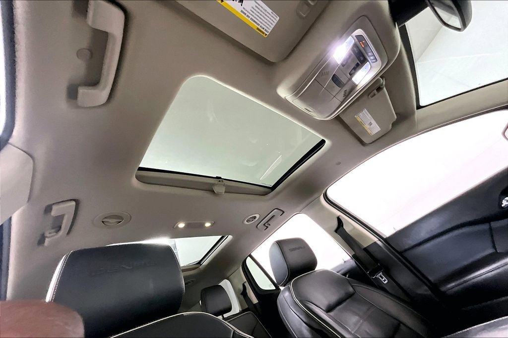 Used 2017 GMC Acadia Denali w/ Technology Package image 21