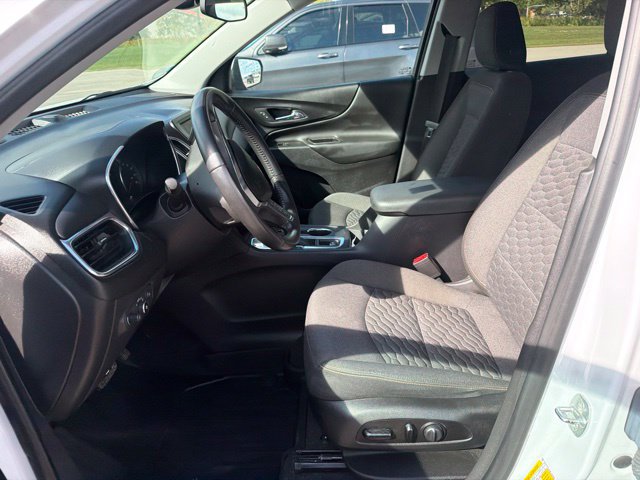 Used 2021 Chevrolet Equinox LT FWD image 3