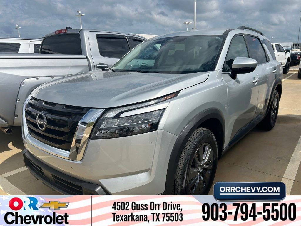 Used 2025 Nissan Pathfinder SV FWD video 1