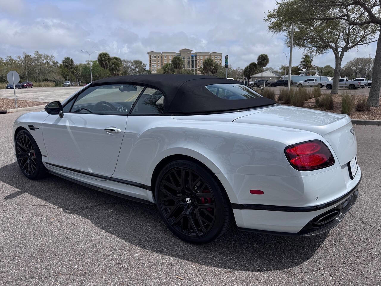 Used 2018 Bentley Continental GT Supersports image 42