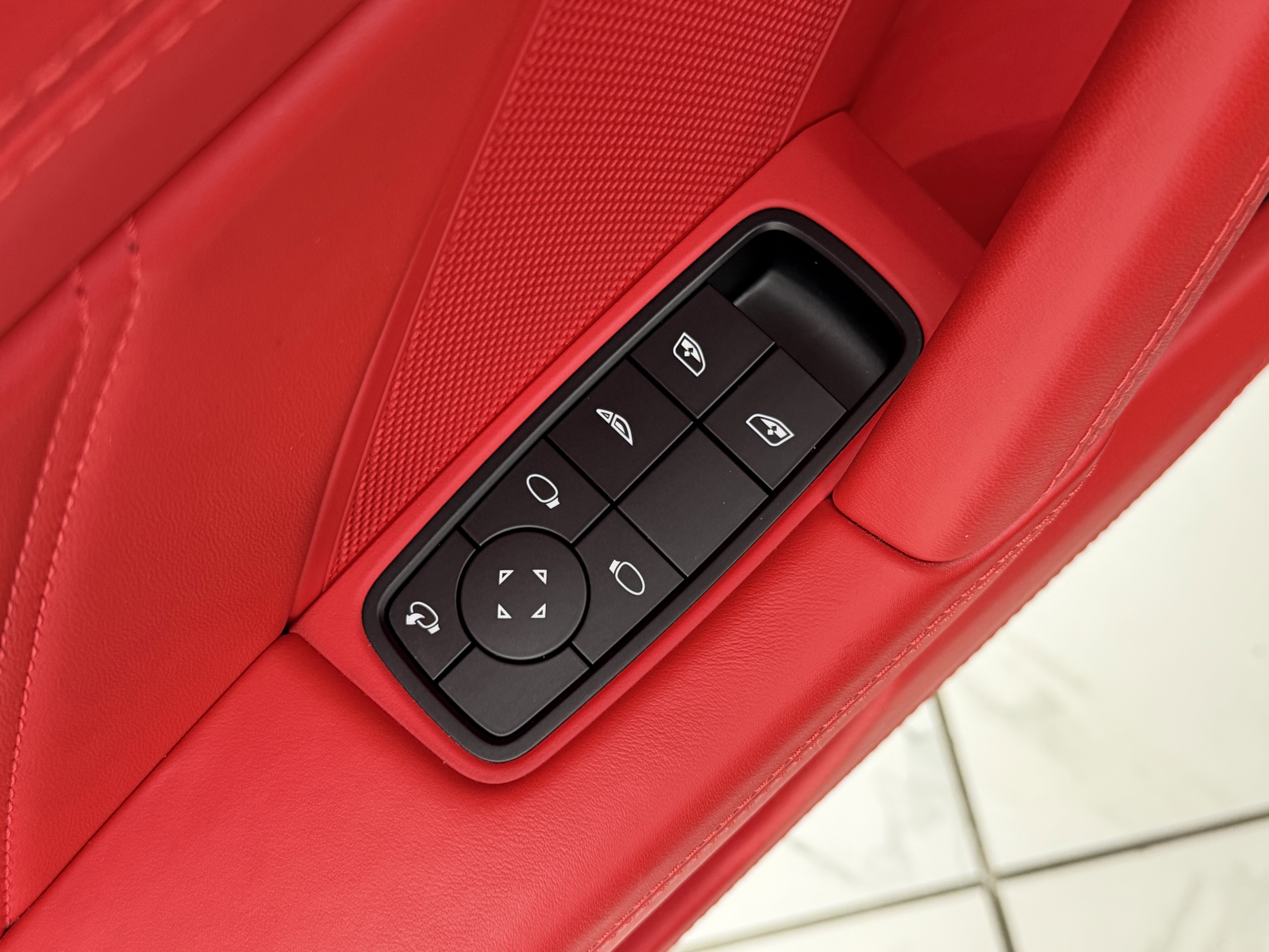 Certified 2024 Porsche 911 Turbo S image 32