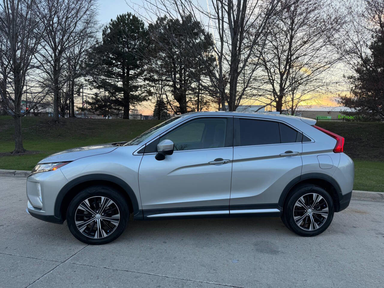 Used 2018 Mitsubishi Eclipse Cross SEL image 14