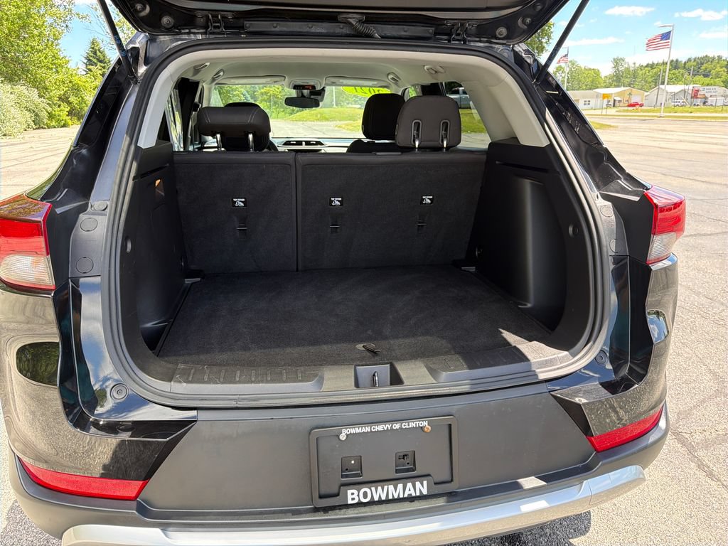 Used 2021 Chevrolet TrailBlazer LT AWD/4WD image 27