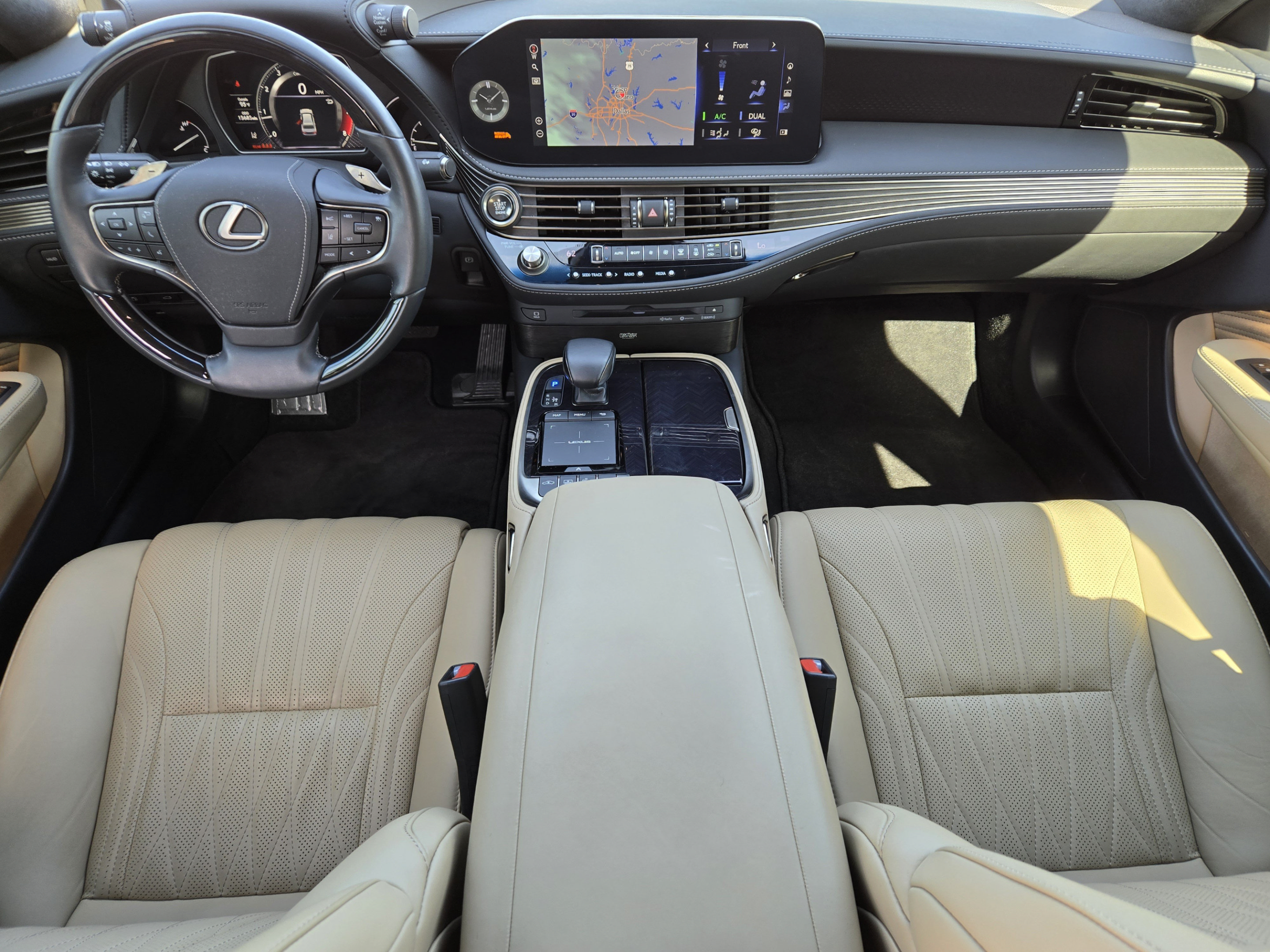 Used 2022 Lexus LS 500 w/ Interior Upgrade Package RWD image 30