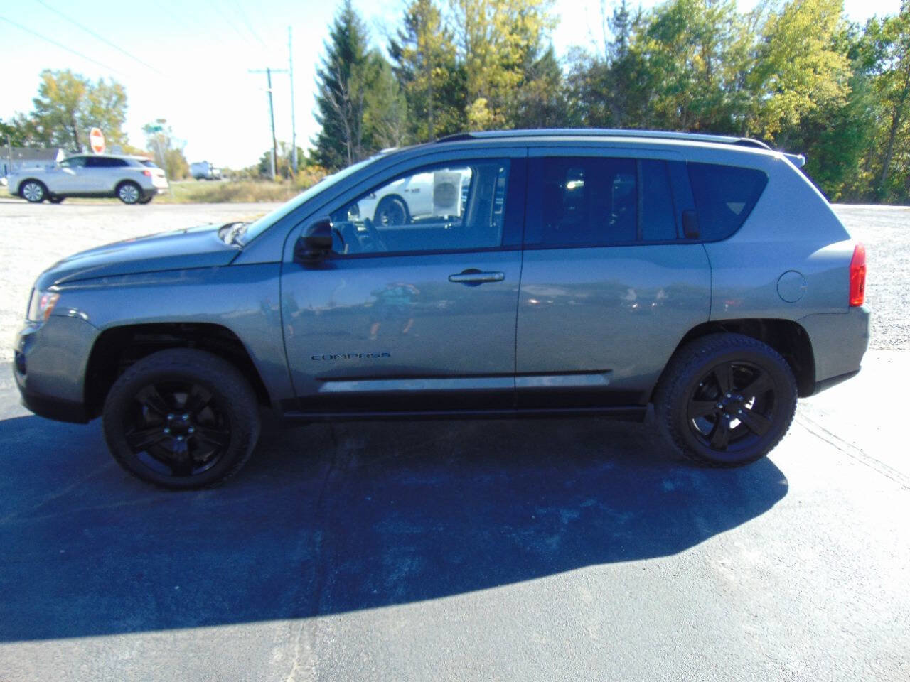 Used 2012 Jeep Compass Sport image 5