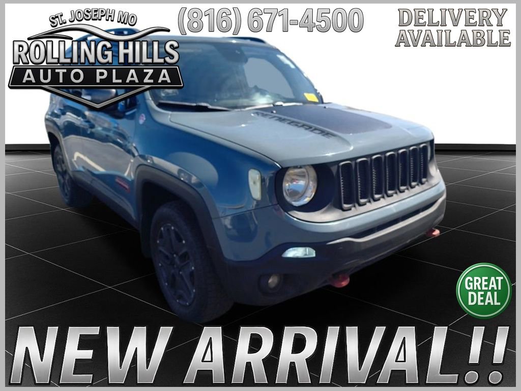 Used 2016 Jeep Renegade Trailhawk w/ Premium Trailhawk Package image 1