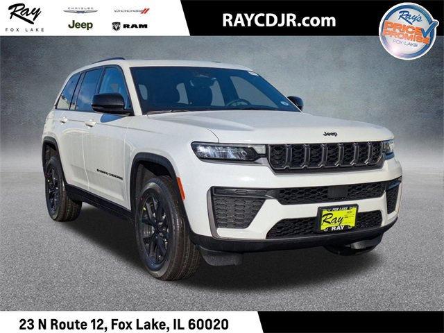 New 2026 Jeep Grand Cherokee Laredo image 1