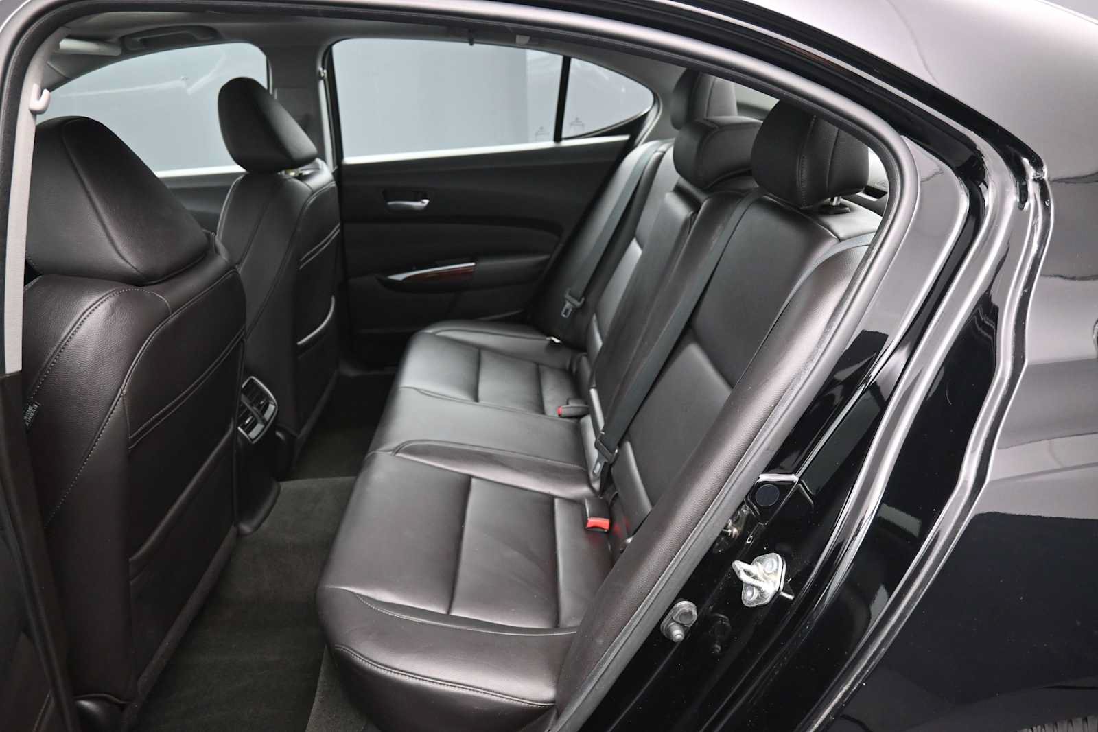 Used 2016 Acura TLX FWD image 20