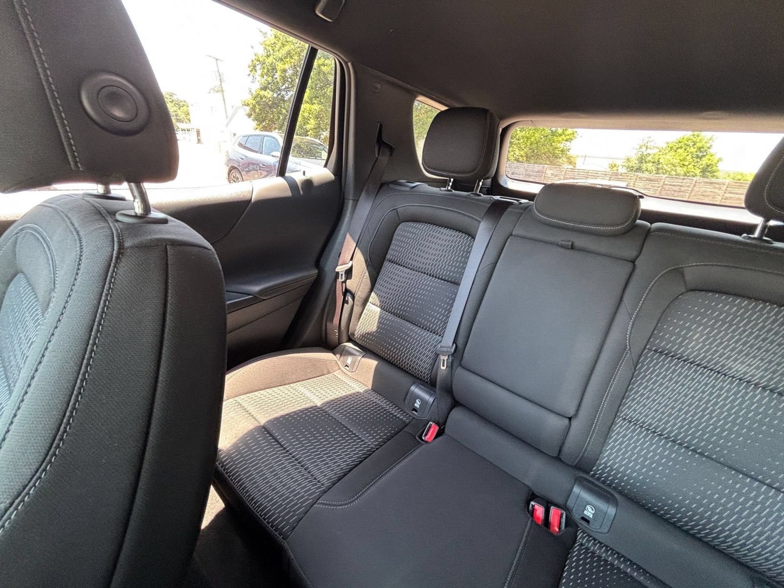 Used 2025 Chevrolet Equinox LT FWD image 40