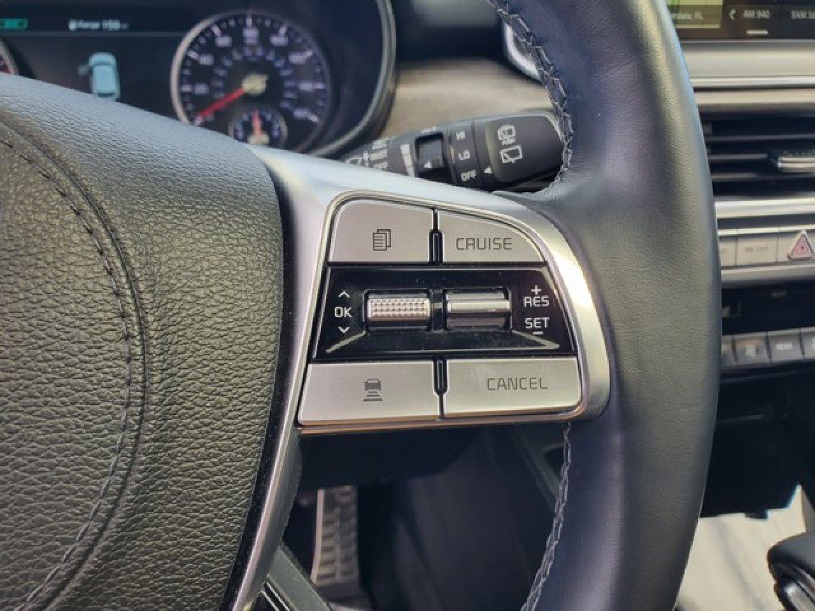 Used 2020 Kia Telluride SX image 20