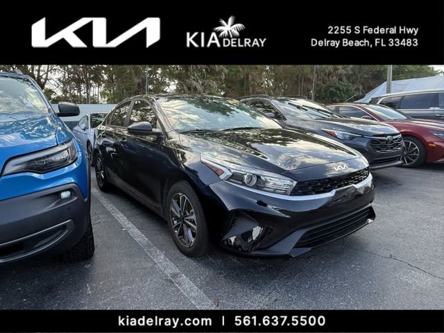 Used 2023 Kia Forte LXS image 9