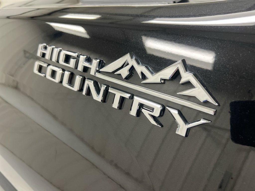 Used 2022 Chevrolet Silverado 3500 High Country w/ LPO, Hitch Package AWD/4WD image 21