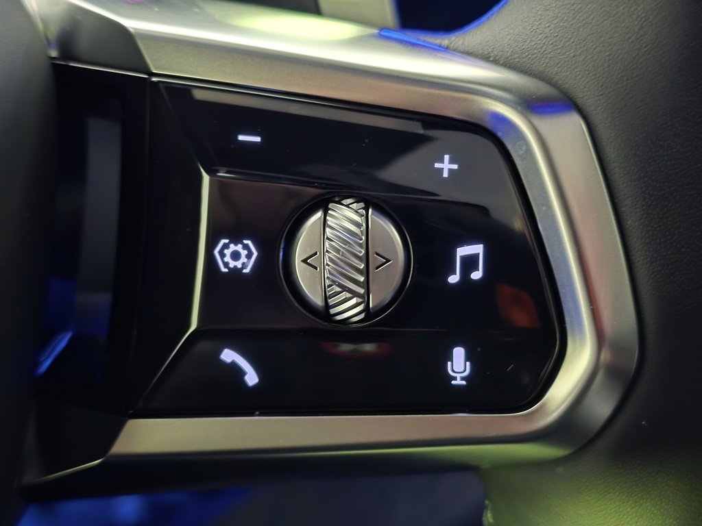 Used 2024 BMW 760i xDrive w/ Executive Package image 20