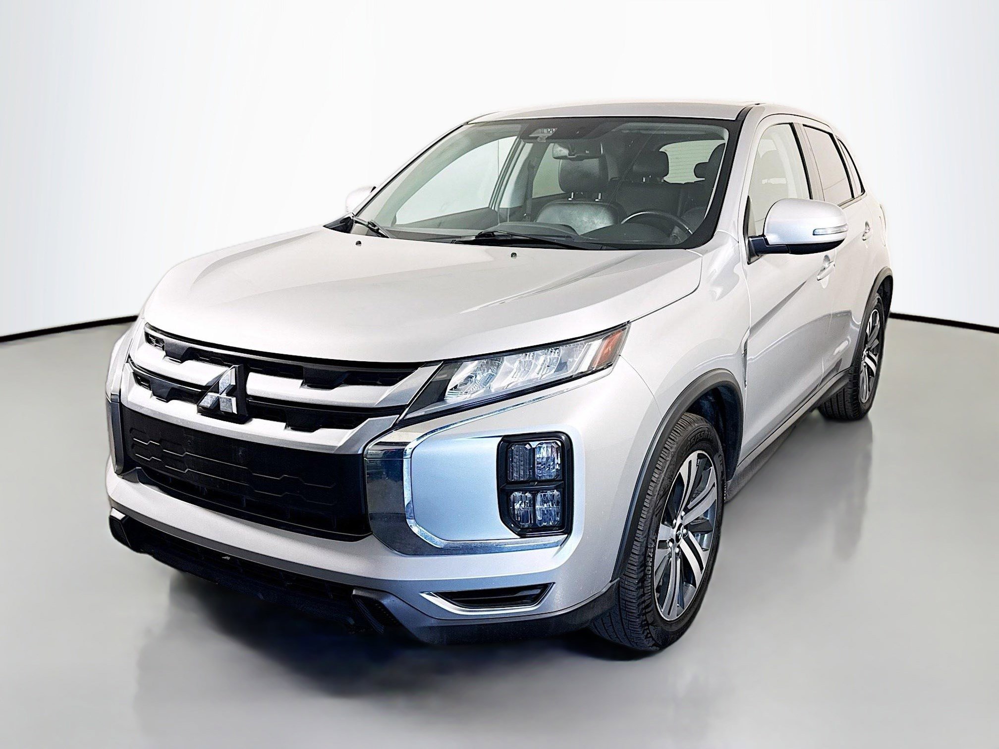 Used 2022 Mitsubishi Outlander Sport LE image 4