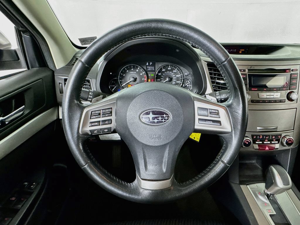 Used 2012 Subaru Outback 2.5i Premium w/ All-Weather Pkg AWD/4WD image 11