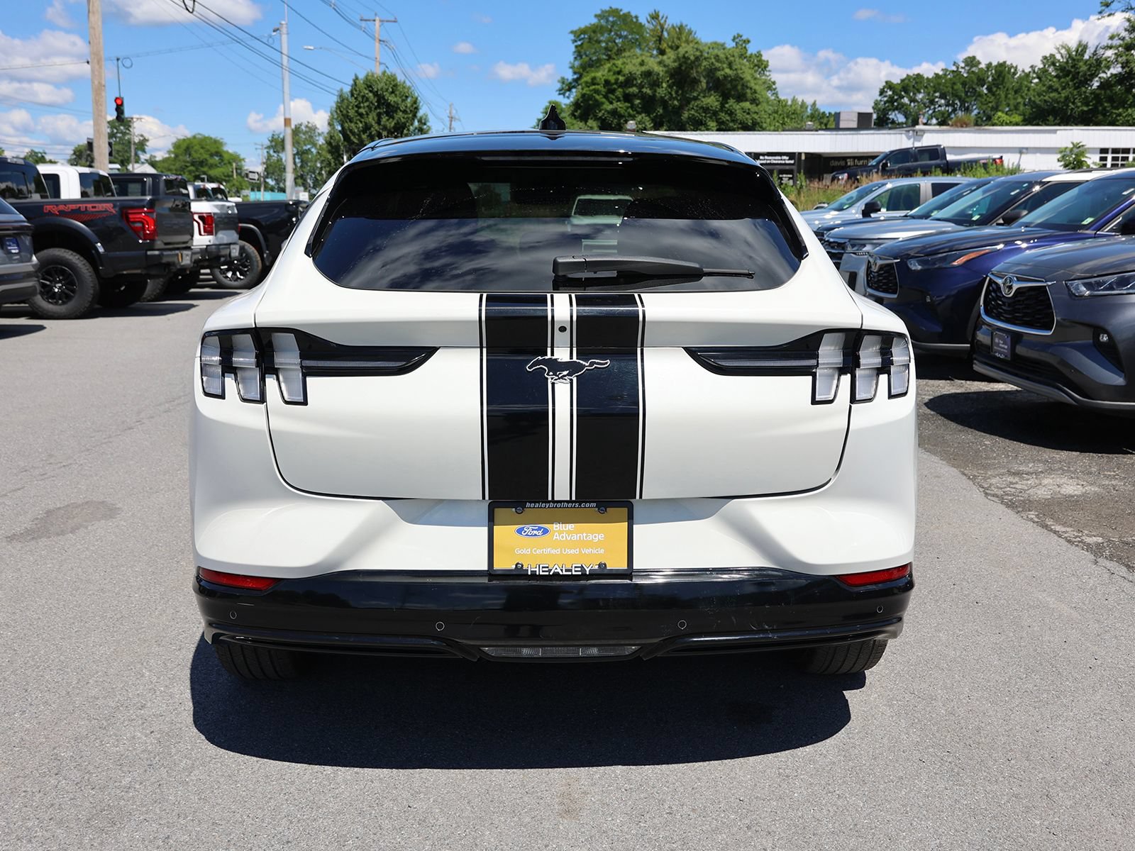 Certified 2021 Ford Mustang Mach-E Premium AWD/4WD image 6
