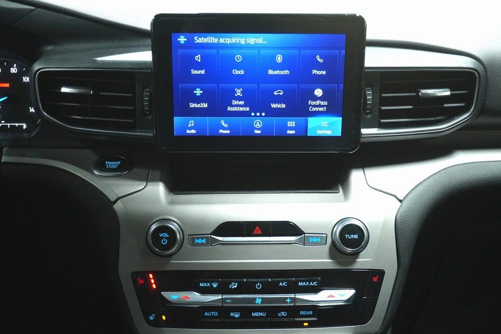 Used 2022 Ford Explorer XLT w/ Equipment Group 202A image 20