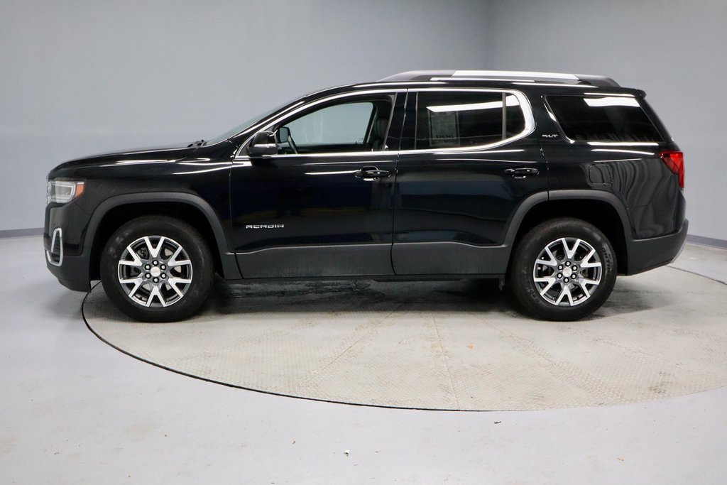 Used 2023 GMC Acadia SLT w/ LPO, Floor Liner Package image 10