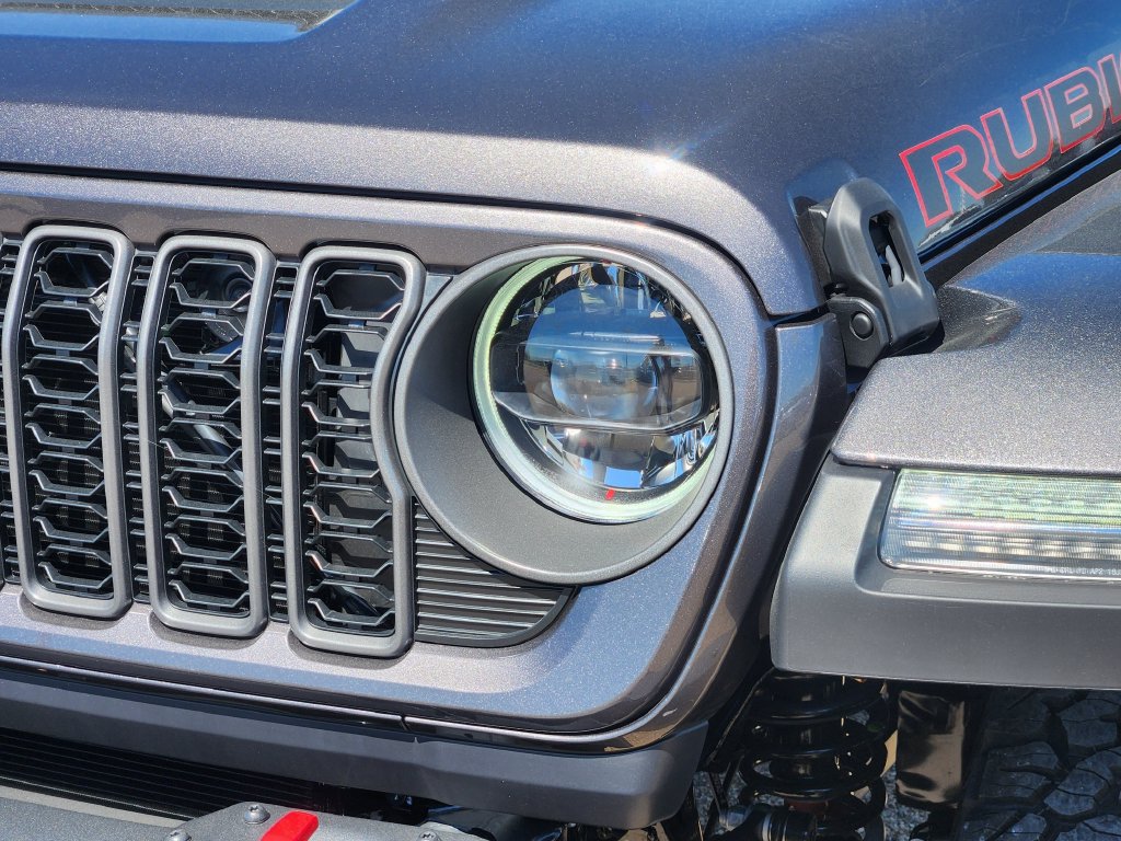 New 2027 Jeep Wrangler Unlimited Rubicon AWD/4WD image 7