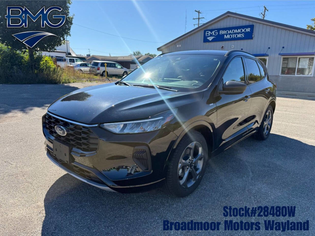 Used 2023 Ford Escape ST-Line w/ Tech Pack #1 image 1