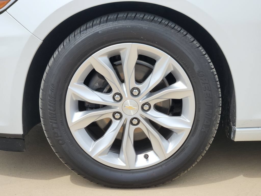 Used 2023 Chevrolet Malibu LT FWD image 10