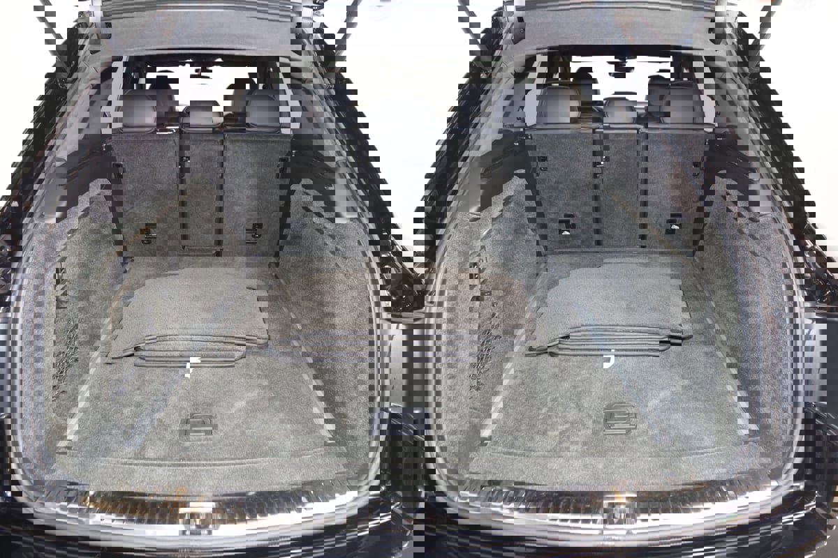 Used 2019 Bentley Bentayga image 68