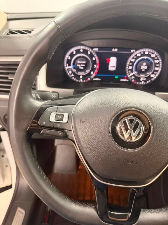 Used 2019 Volkswagen Atlas SEL AWD/4WD image 23