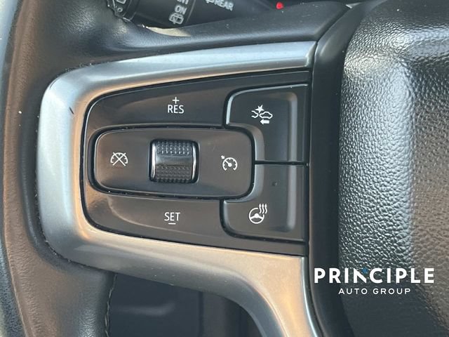 Used 2023 Chevrolet Suburban Premier AWD/4WD image 19