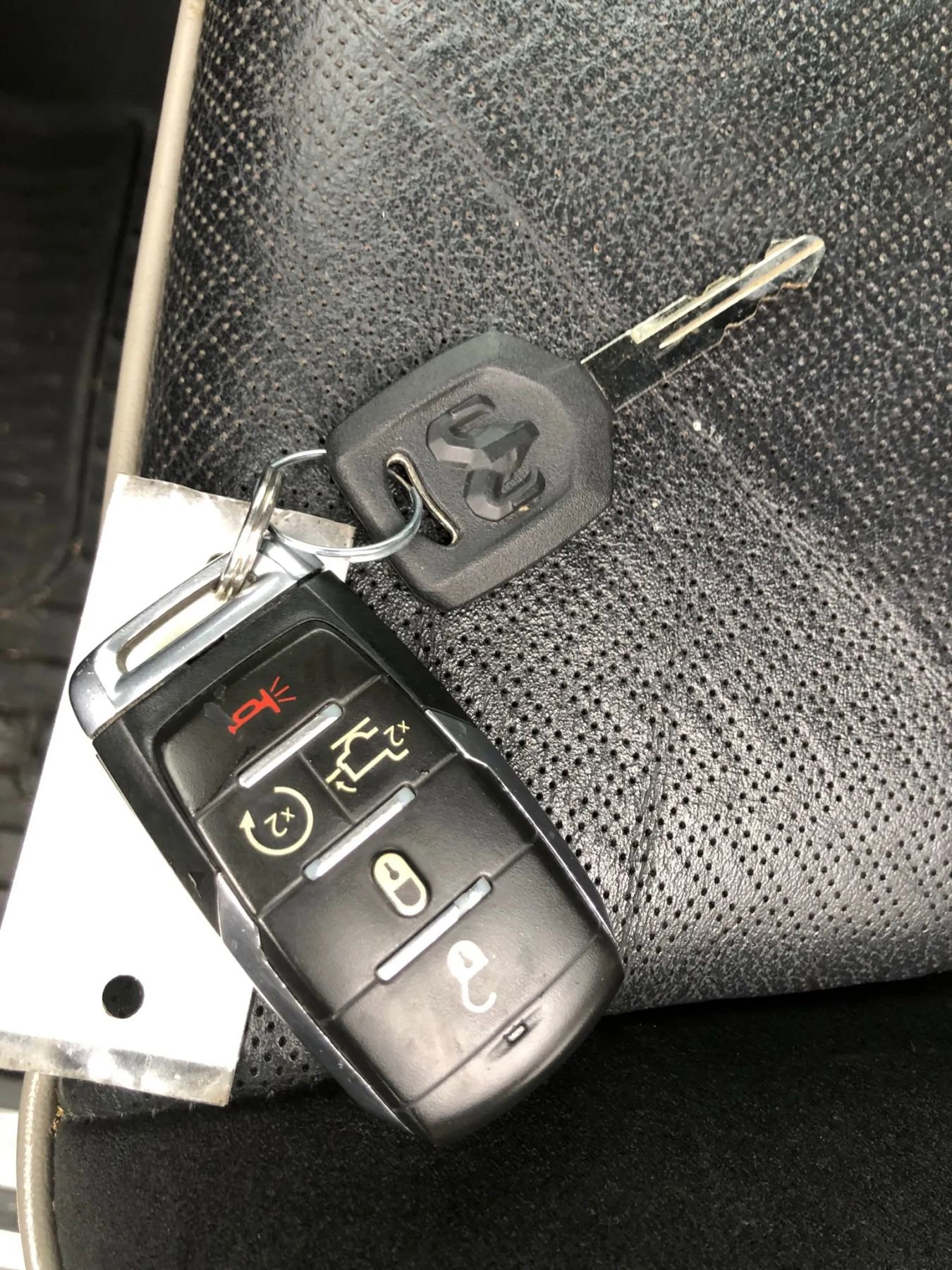 Used 2020 RAM 1500 Laramie w/ Sport Appearance Package image 32