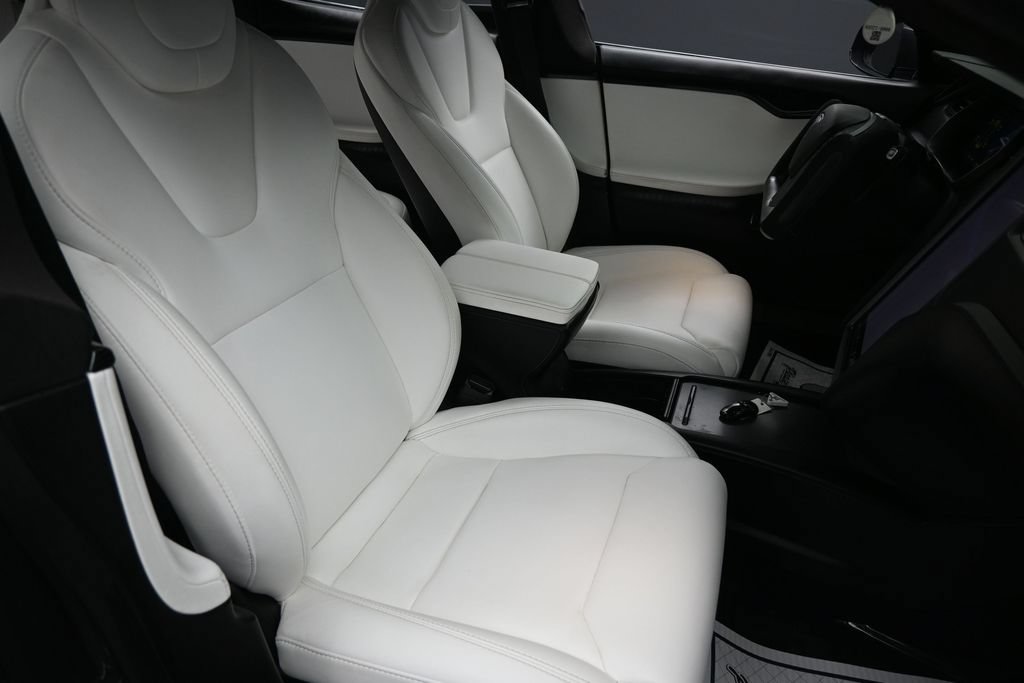 Used 2019 Tesla Model S Performance AWD/4WD image 26