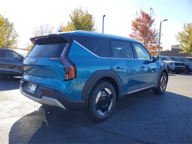 New 2026 Kia EV9 Wind image 4