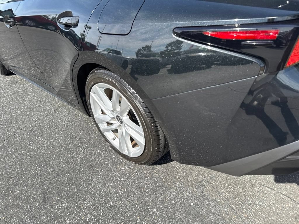 Used 2021 Lexus IS 300 w/ Accessory Package 2 RWD image 10